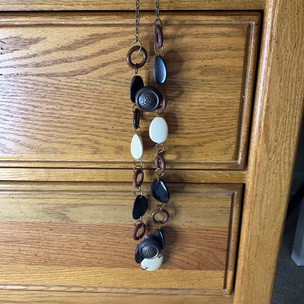 Earth tone necklace